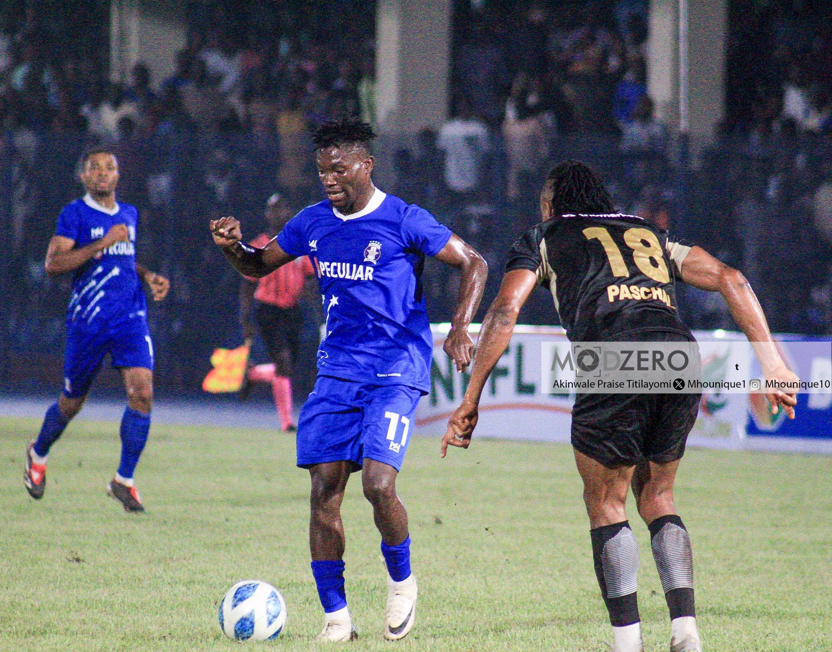 Read more about the article Yema happy with Enyimba’s unbeaten run against Shooting Stars.