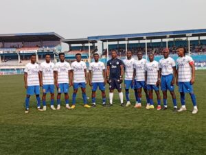 Read more about the article Wasteful Enyimba fire blanks against visiting Sunshine Stars